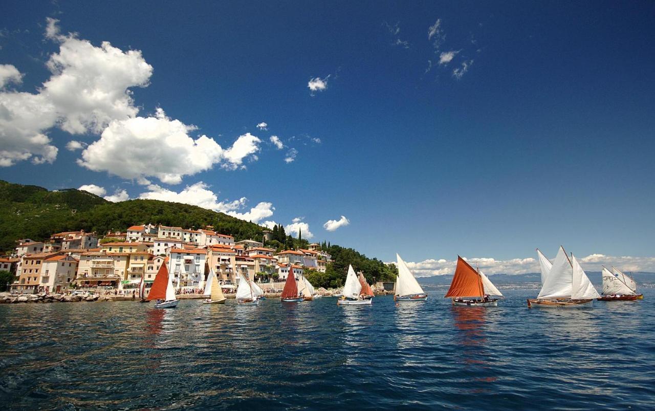 Apartman Grzin Mošćenička Draga Exteriör bild